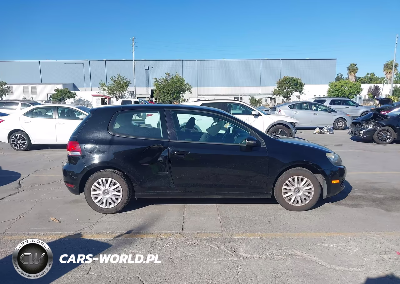 2010 Volkswagen Golf 2-Door VIN:WVWBB7AJ2AW310801 - 13