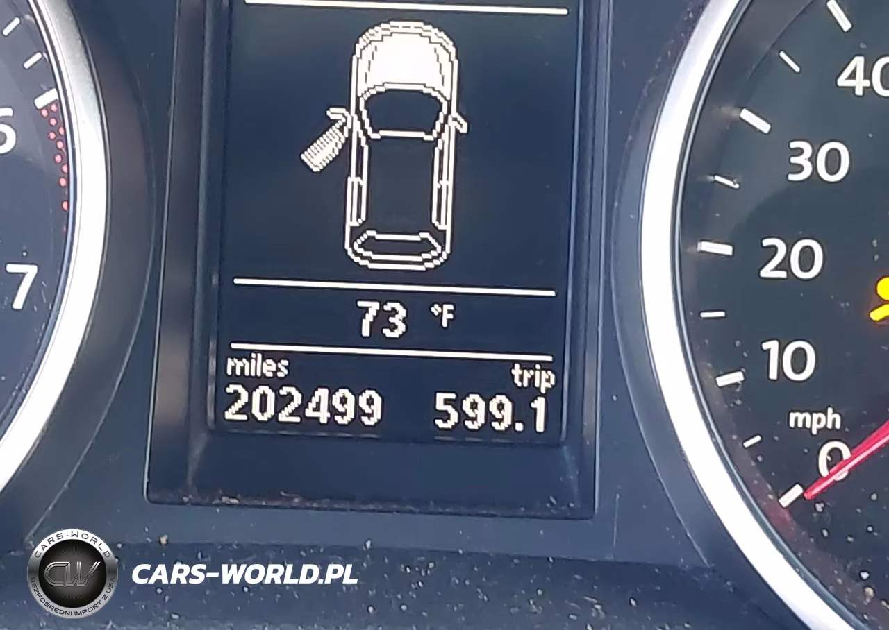 2010 Volkswagen Golf 2-Door VIN:WVWBB7AJ2AW310801 - 15