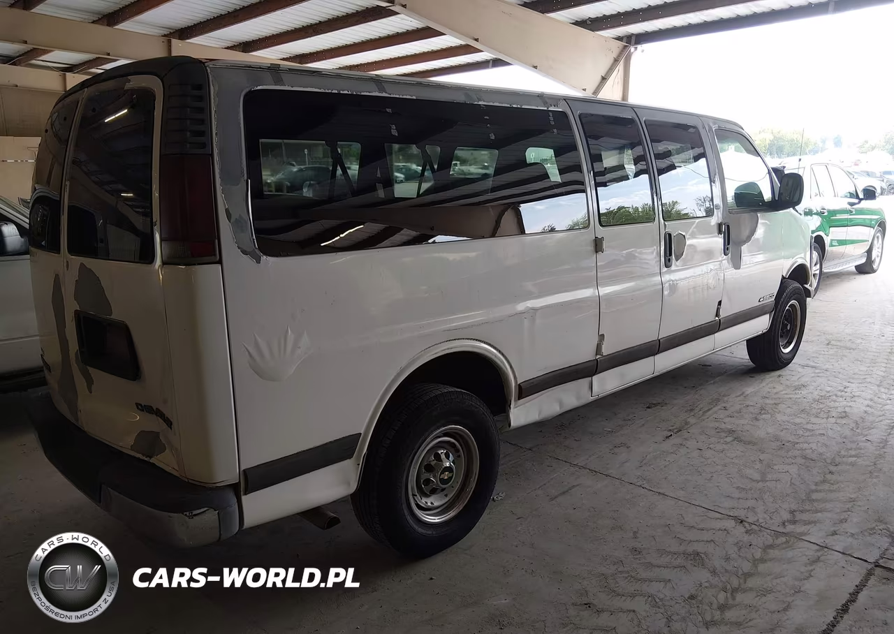 2000 Chevrolet Express VIN:1GAHG39R6Y1123785 - 4