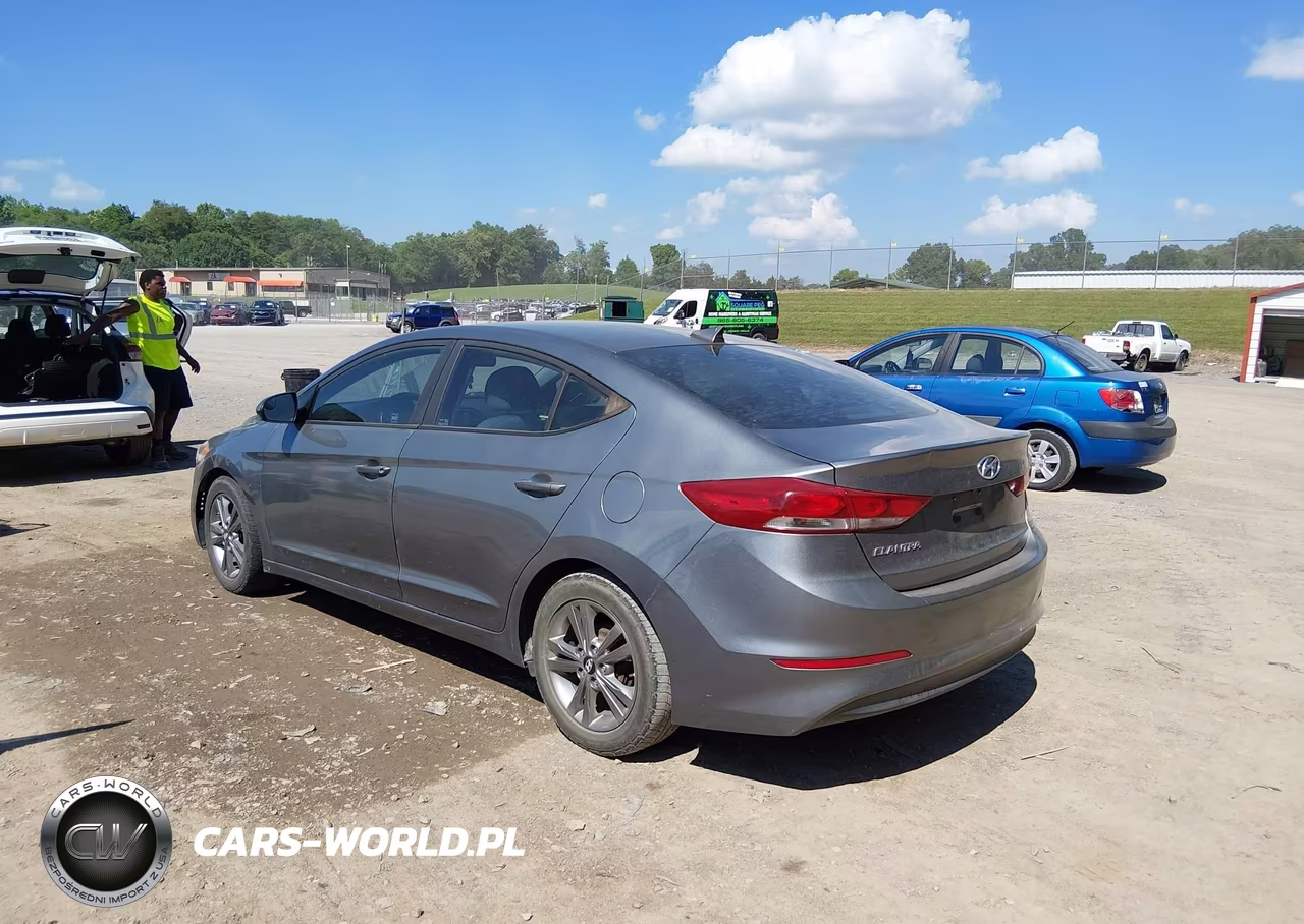 2017 Hyundai Elantra Se VIN:5NPD74LF4HH136683 - 3