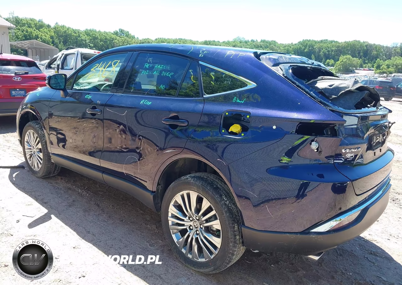 2023 Toyota Venza Xle VIN:JTEAAAAH0PJ140075 - 3