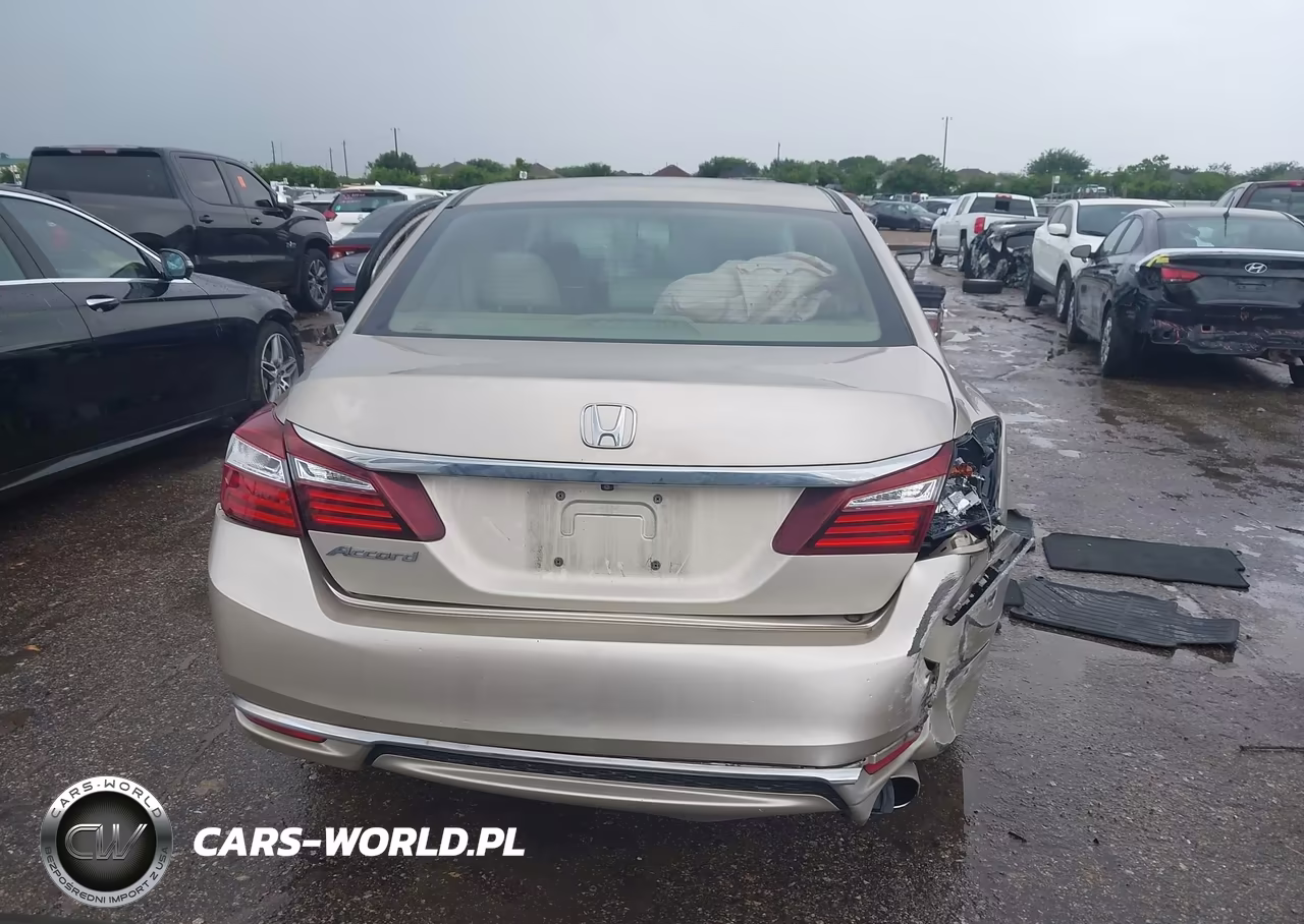 2017 Honda Accord Lx VIN:1HGCR2F3XHA180983 - 16
