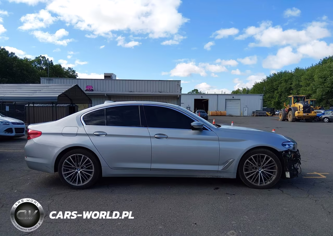 2018 BMW 530I xDrive VIN:WBAJA7C57JWC76756 - 14