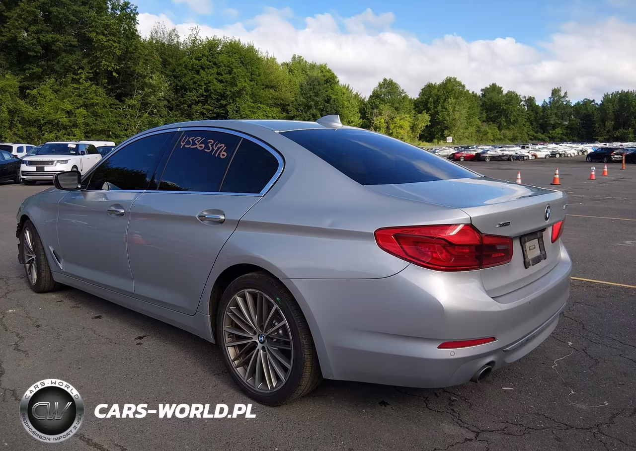 2018 BMW 530I xDrive VIN:WBAJA7C57JWC76756 - 3