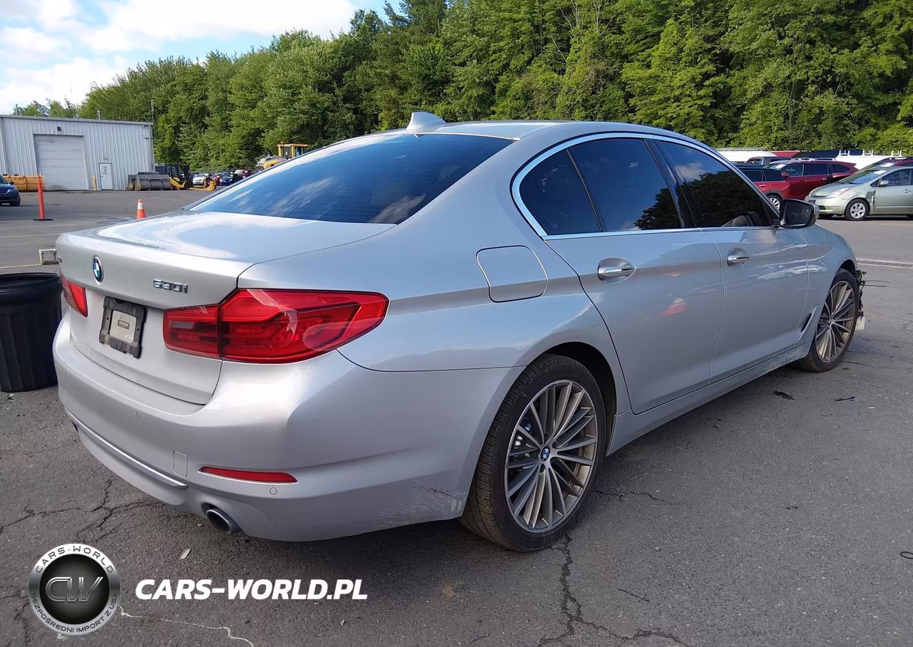 2018 BMW 530I xDrive VIN:WBAJA7C57JWC76756 - 4