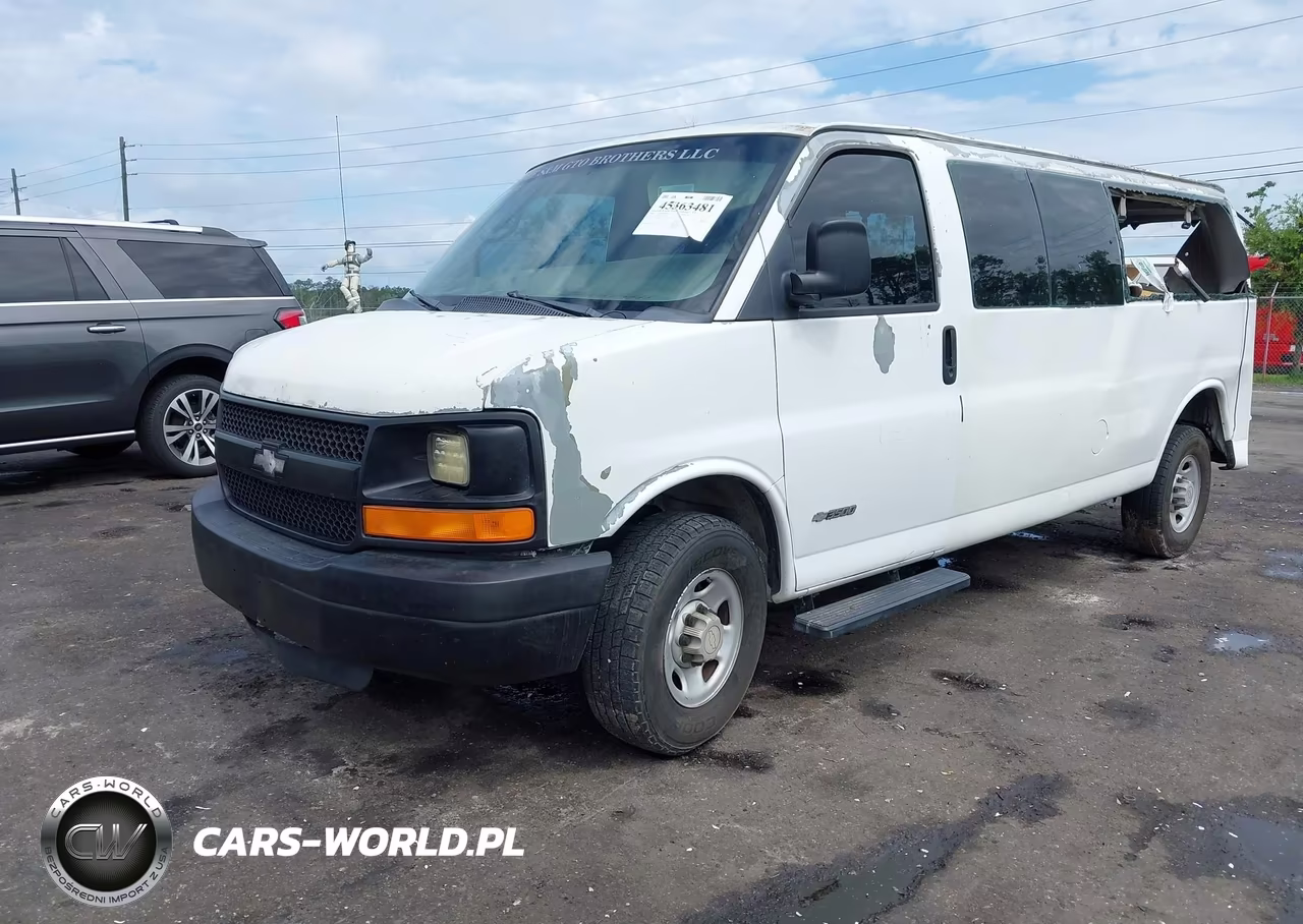 2005 Chevrolet Express VIN:1GAHG39U951227901 - 2