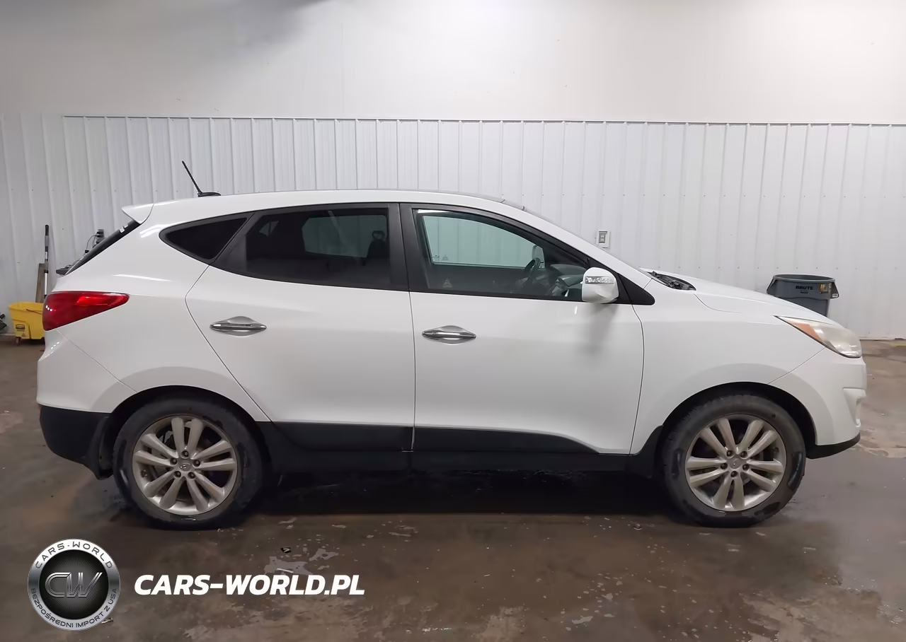2011 Hyundai Tucson Limited VIN:KM8JU3AC4BU275350 - 13