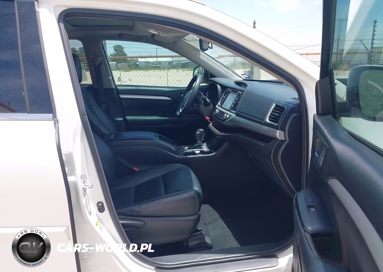 2016 Toyota Highlander Xle V6 VIN:5TDKKRFH6GS167782 - 5