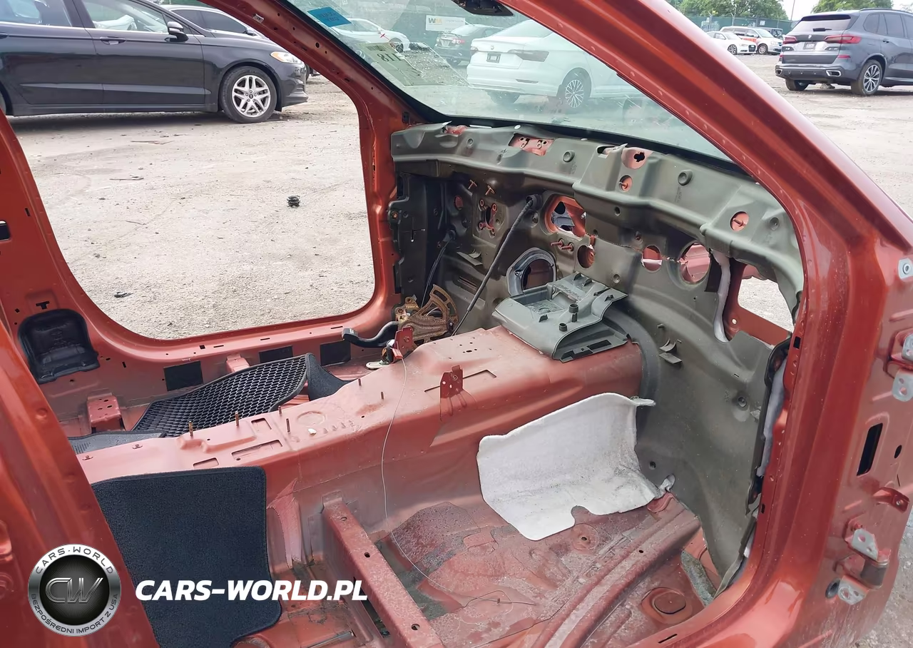 2023 Dodge Charger Scat Pack VIN:2C3CDXGJ4PH631515 - 5