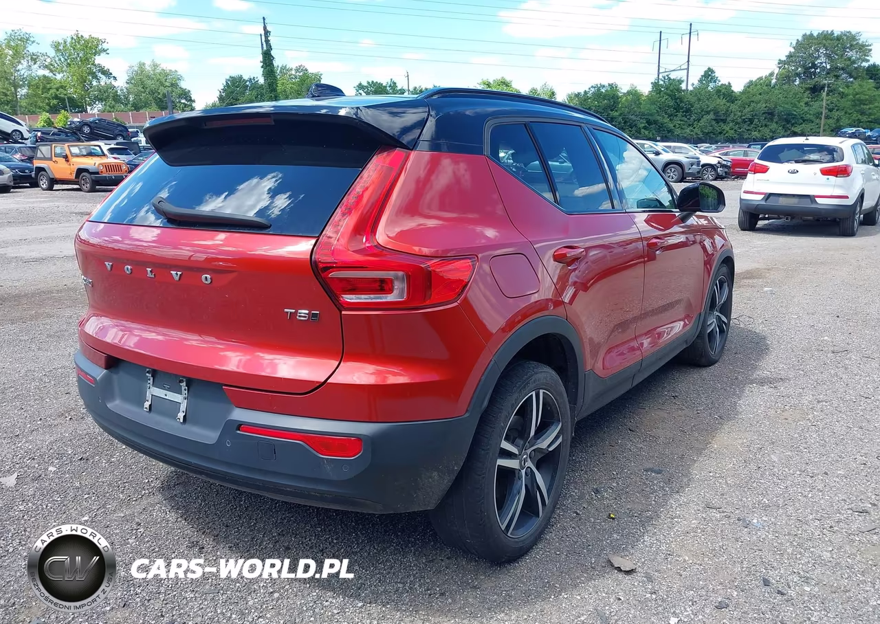 2021 Volvo Xc40 T5 R-Design VIN:YV4162UM2M2405960 - 4