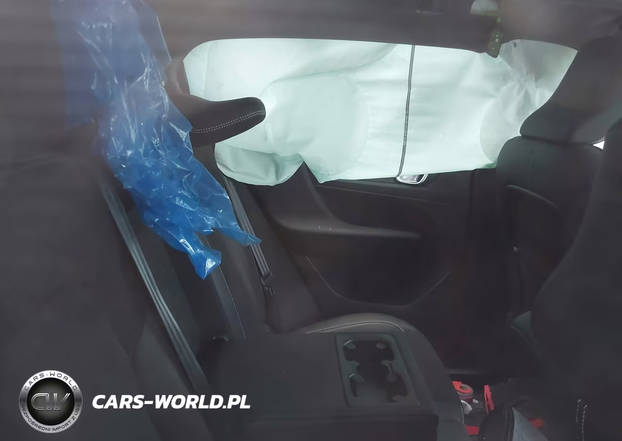 2021 Volvo Xc40 T5 R-Design VIN:YV4162UM2M2405960 - 8