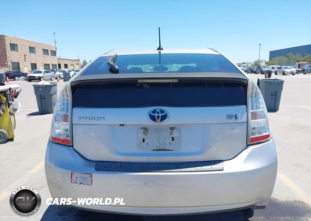 2011 Toyota Prius Four VIN:JTDKN3DU6B1363179 - 16