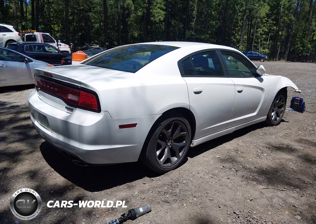 2014 Dodge Charger Se VIN:2C3CDXBG8EH216030 - 4