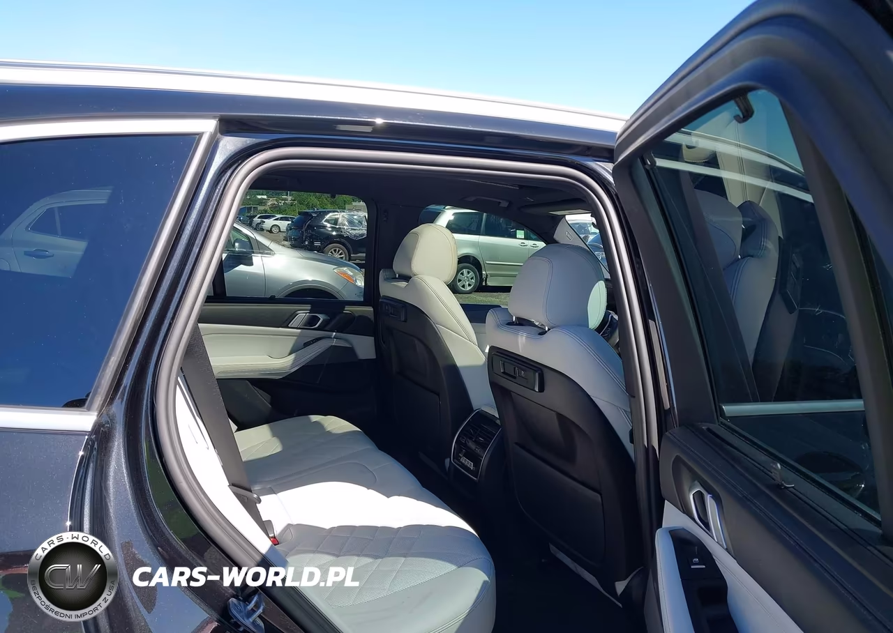 2023 BMW X5 Phev xDrive45E VIN:5UXTA6C00P9R06548 - 8