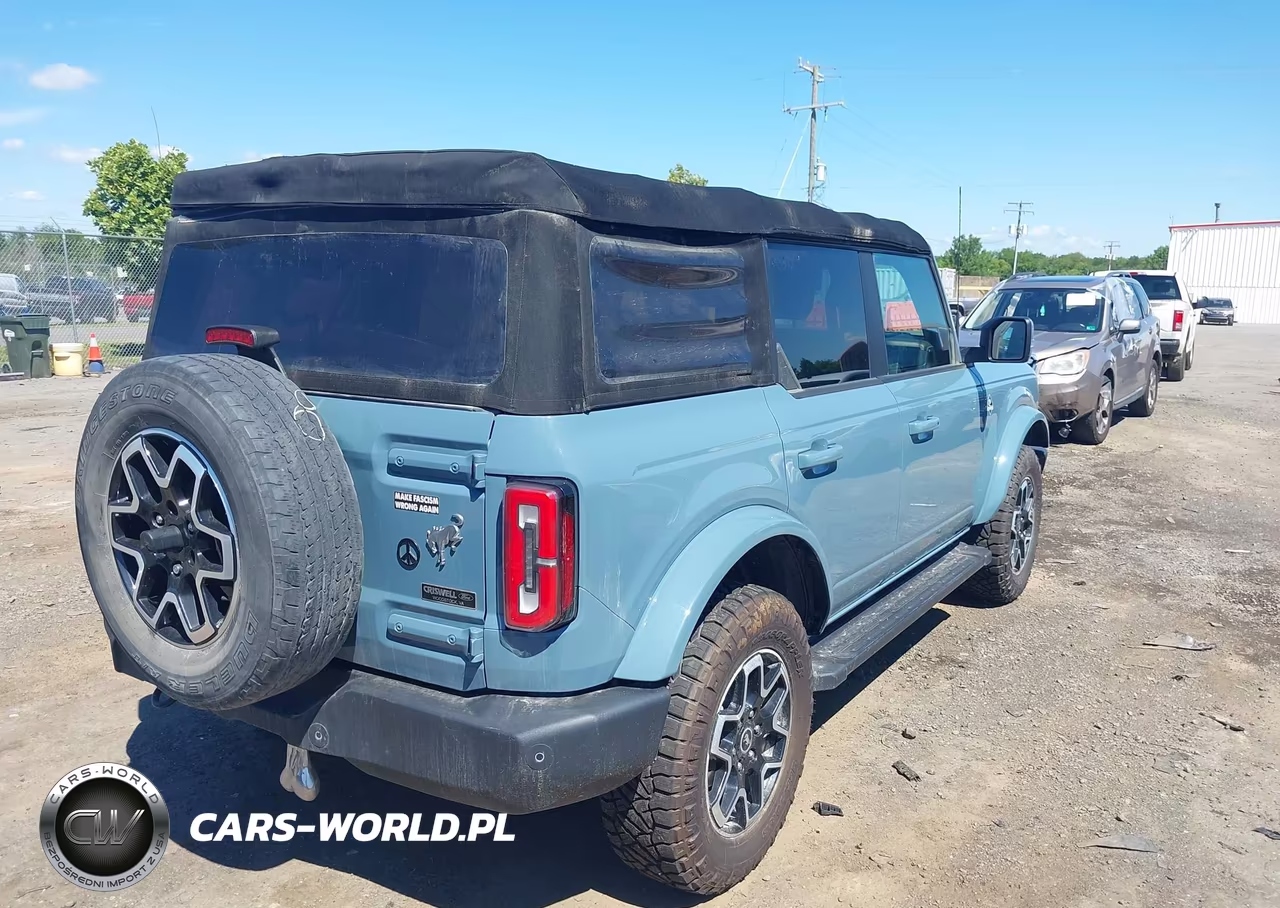 2022 Ford Bronco Outer Banks VIN:1FMDE5BH3NLB70728 - 4