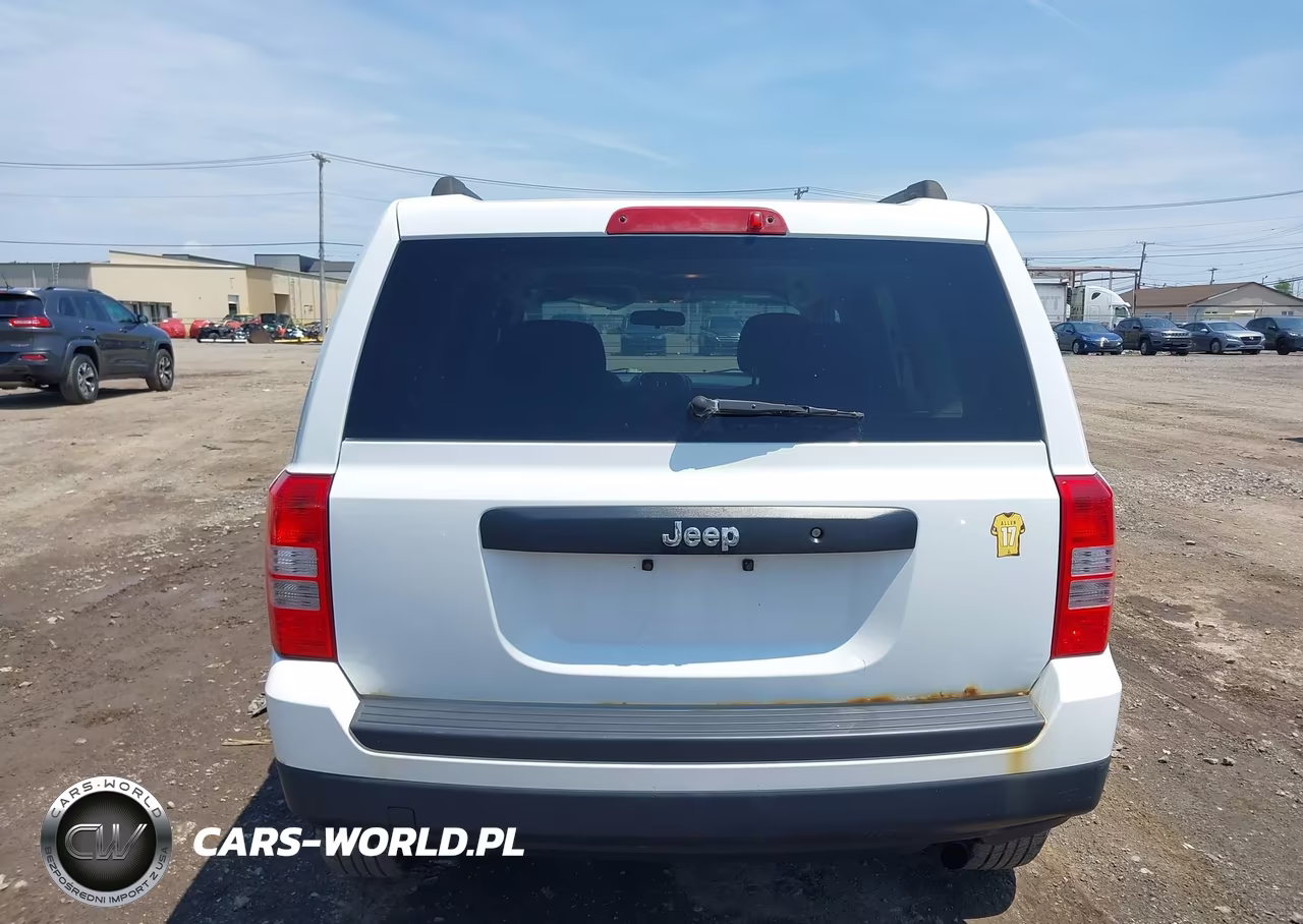 2015 Jeep Patriot Sport VIN:1C4NJPBA4FD219367 - 16
