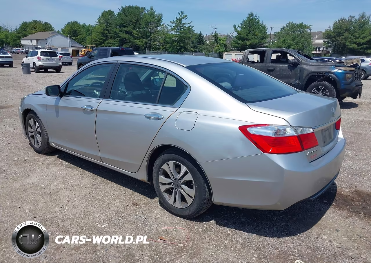 2014 Honda Accord Lx VIN:1HGCR2F32EA112379 - 3