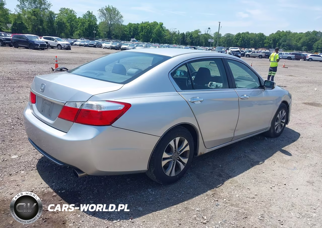 2014 Honda Accord Lx VIN:1HGCR2F32EA112379 - 4