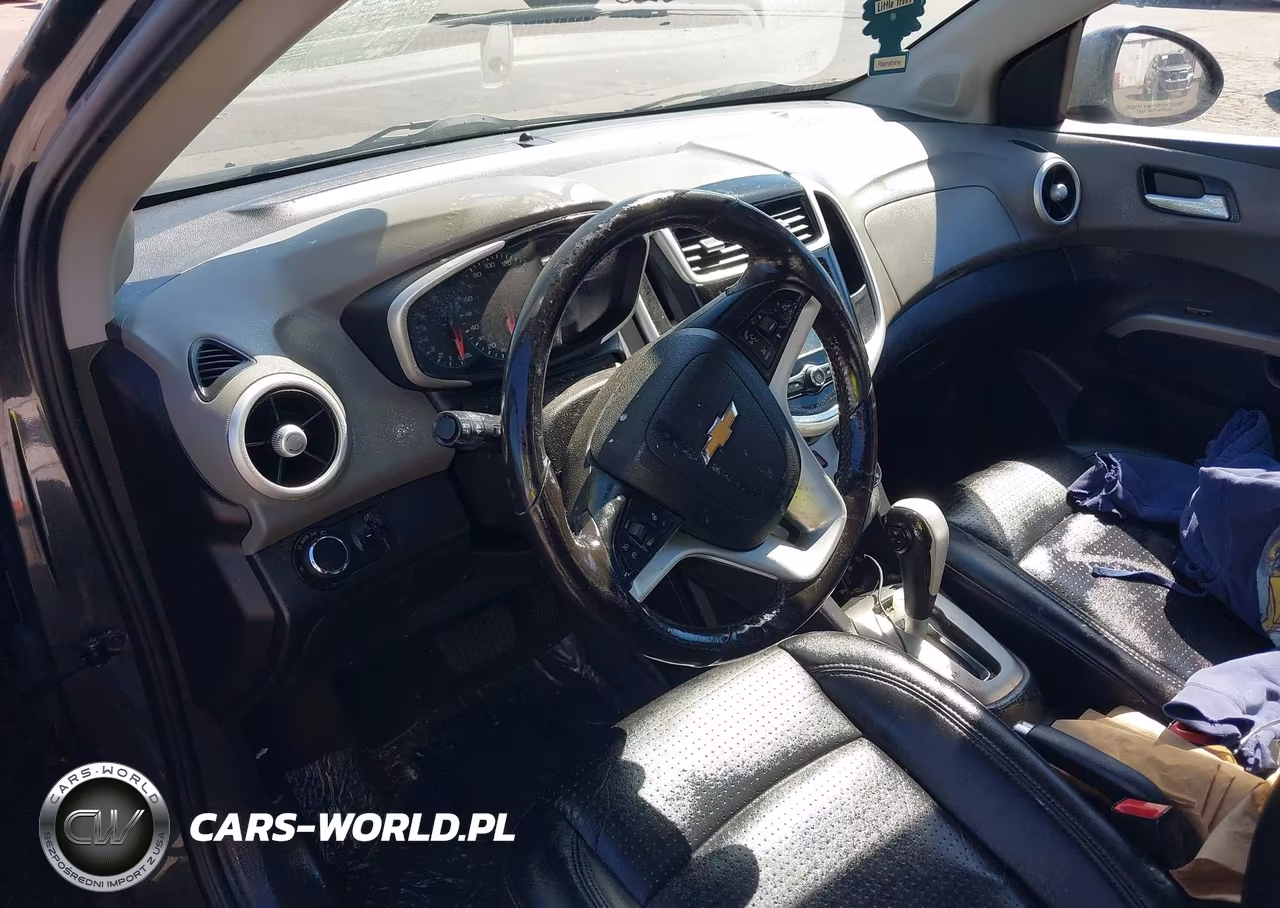 2017 Chevrolet Sonic Premier Auto VIN:1G1JF5SB4H4108262 - 6