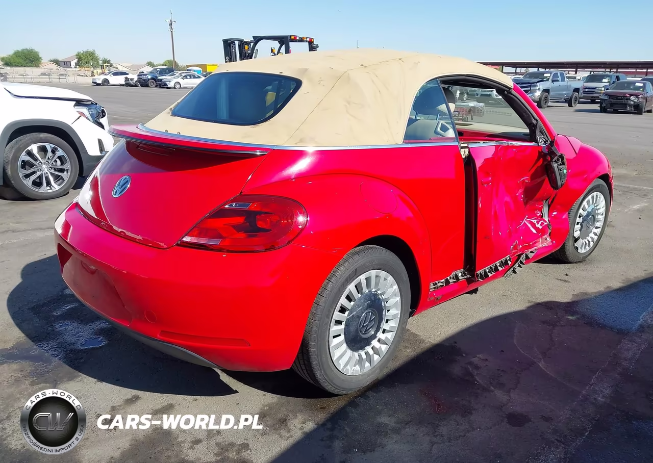 2013 Volkswagen Beetle 2.5L VIN:3VW5P7AT4DM823355 - 4