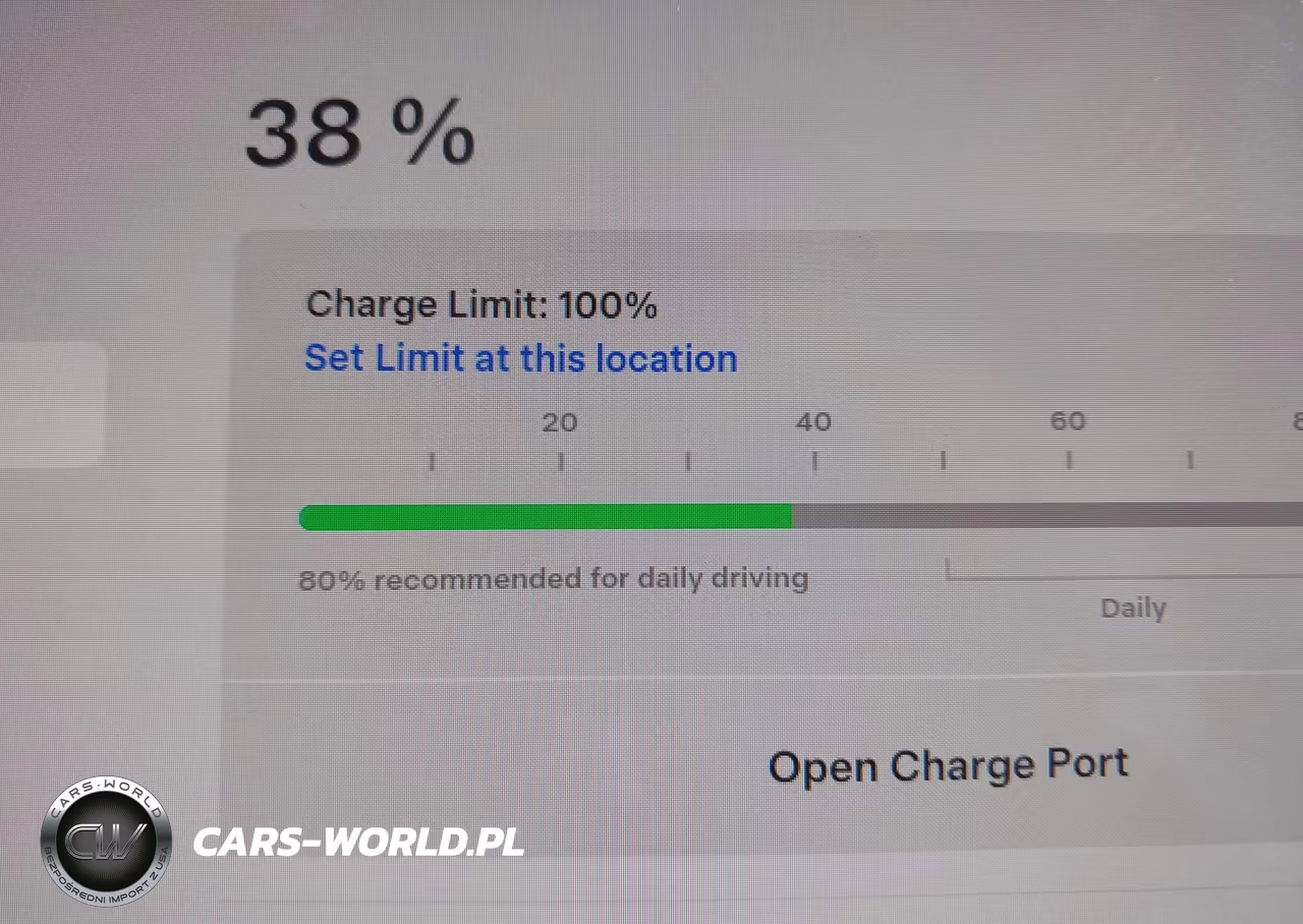 2022 Tesla Model 3 Long Range Dual Motor All-Wheel Drive VIN:5YJ3E1EB0NF232038 - 17