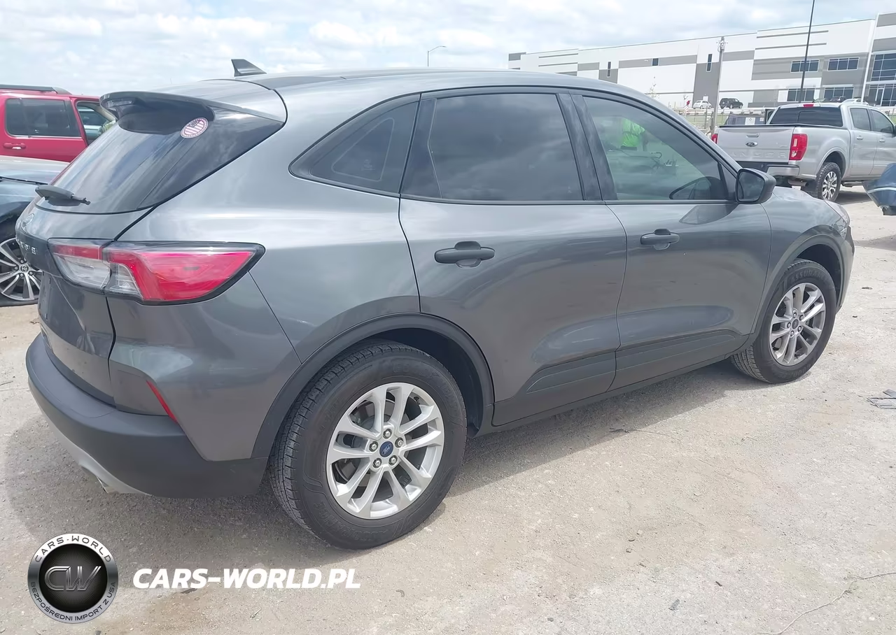 2022 Ford Escape S VIN:1FMCU0F64NUB15385 - 4