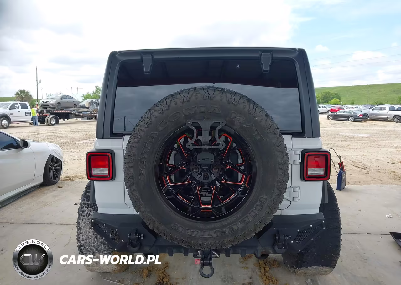 2019 Jeep Wrangler Unlimited Sport S 4X4 VIN:1C4HJXDN2KW635235 - 17