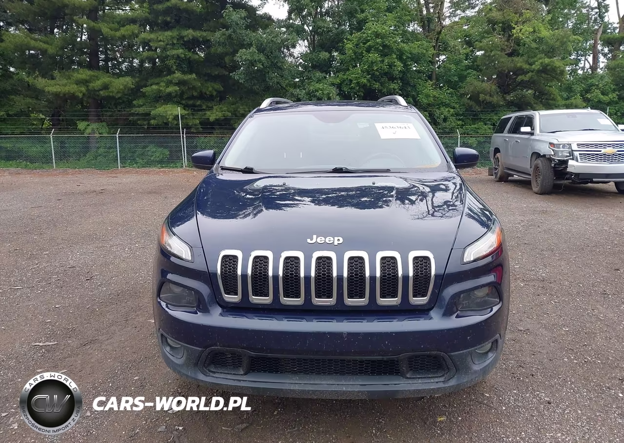 2016 Jeep Cherokee Latitude VIN:1C4PJMCSXGW219572 - 12