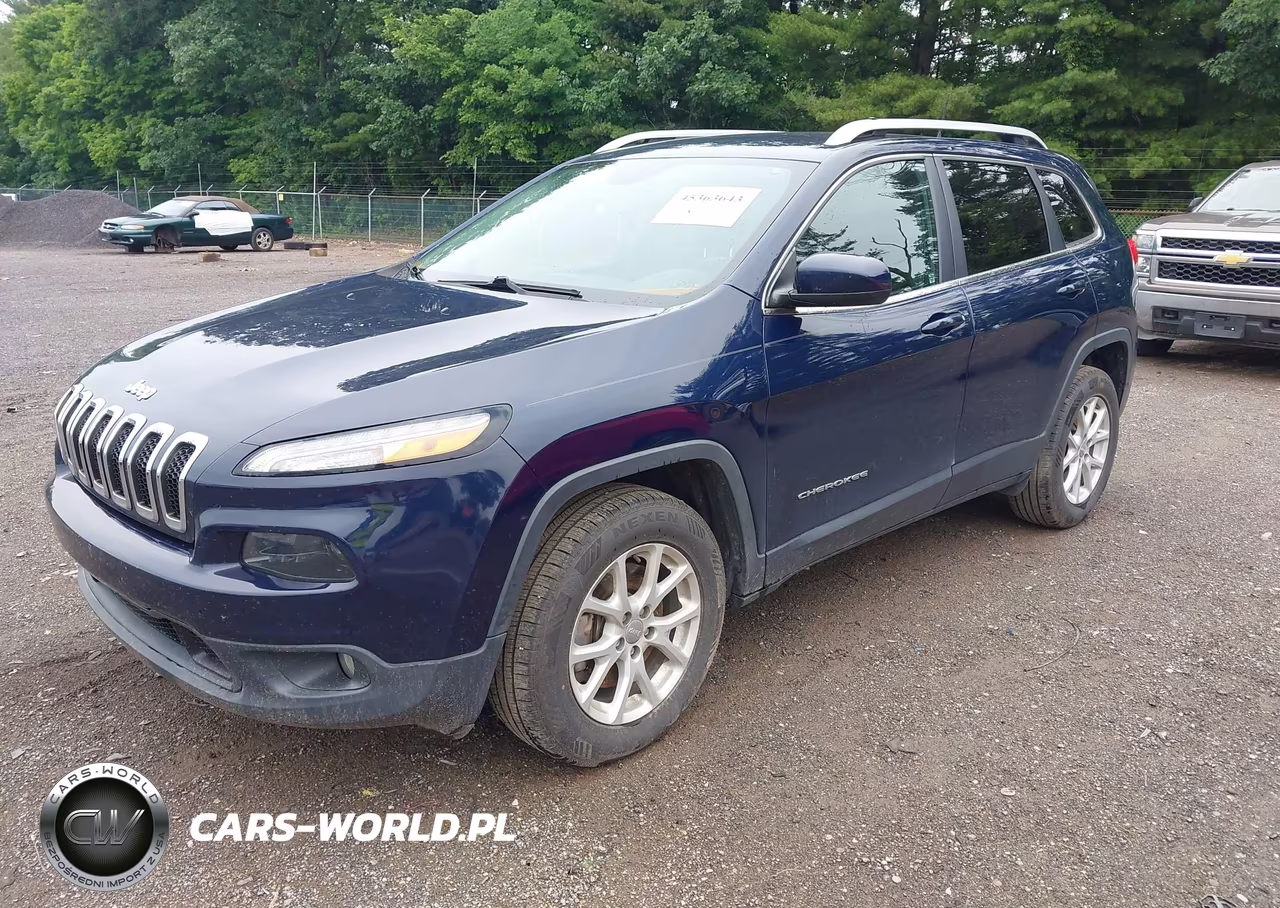 2016 Jeep Cherokee Latitude VIN:1C4PJMCSXGW219572 - 2