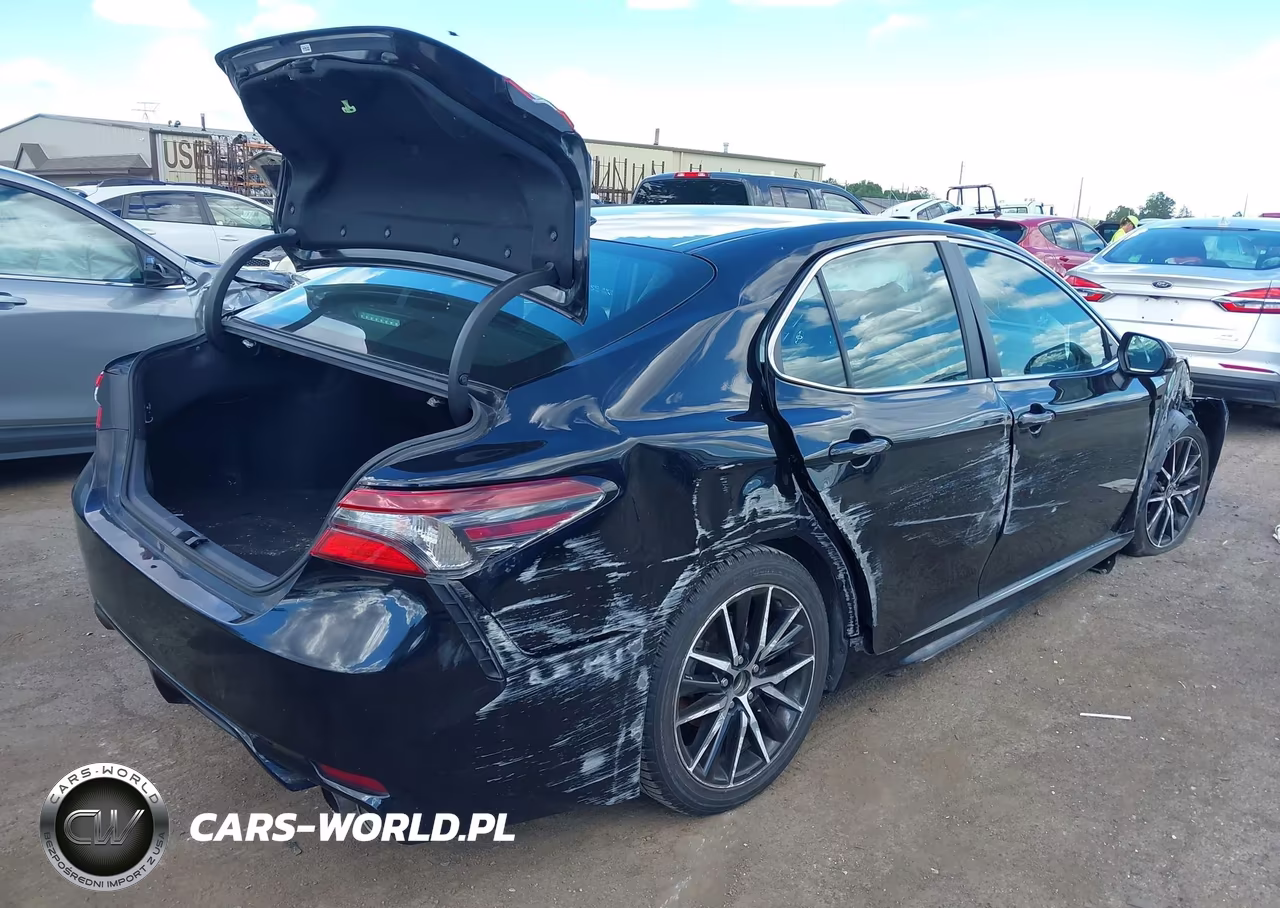2021 Toyota Camry Se VIN:4T1G11AK7MU556429 - 4