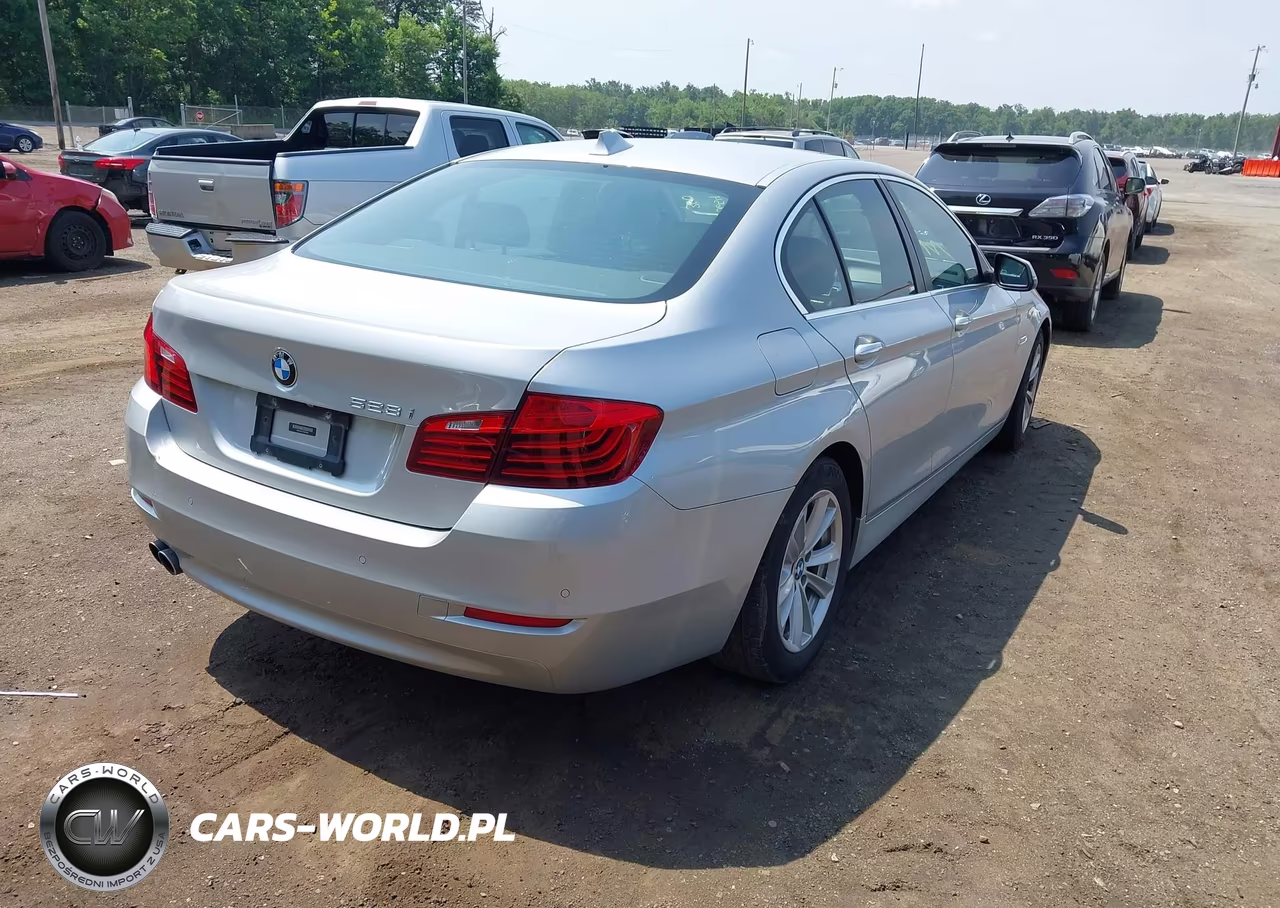2015 BMW 528I VIN:WBA5A5C57FD524400 - 4