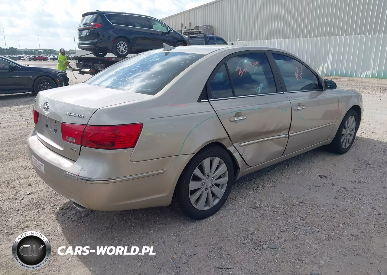 2009 Hyundai Sonata Limited V6 VIN:5NPEU46F69H436302 - 4