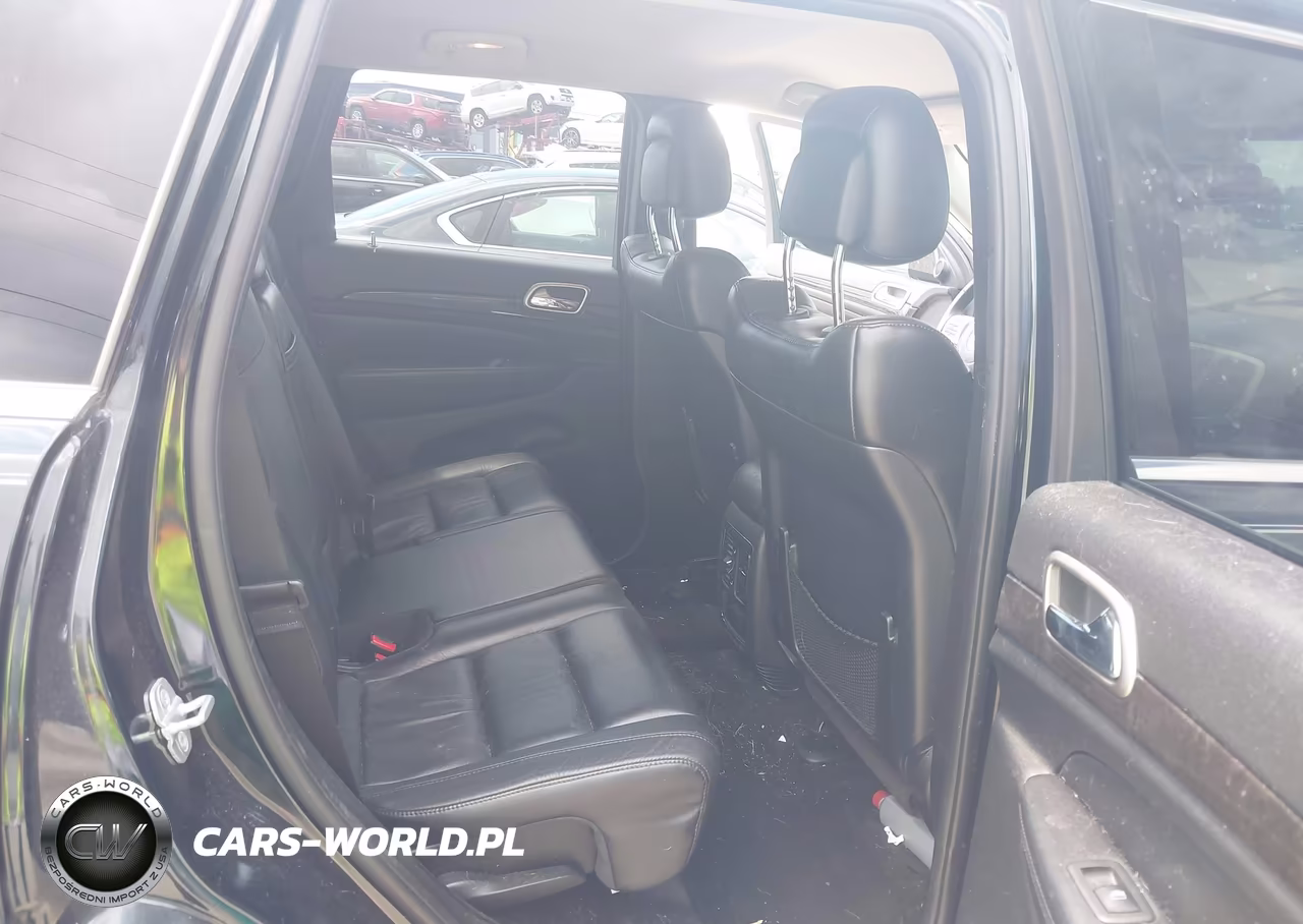2013 Jeep Grand Cherokee Laredo VIN:1C4RJEAT1DC564349 - 8