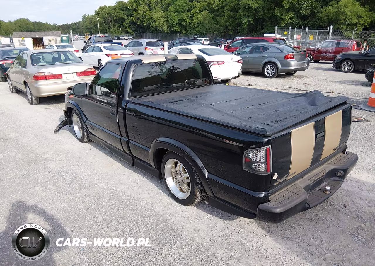 2002 Chevrolet S-10 Ls VIN:1GCCS145828244891 - 3