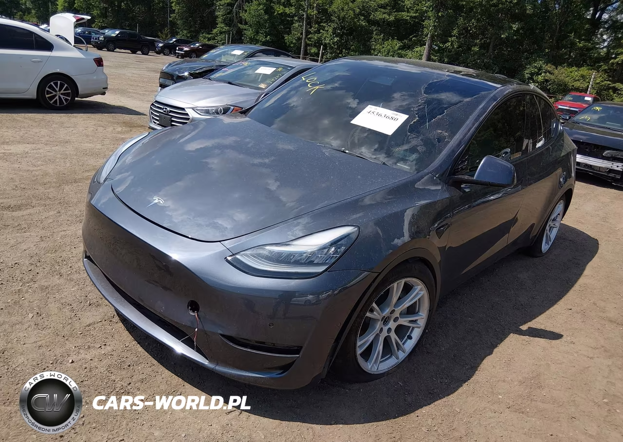 2021 Tesla Model Y Long Range Dual Motor All-Wheel Drive VIN:5YJYGAEE1MF130983 - 2