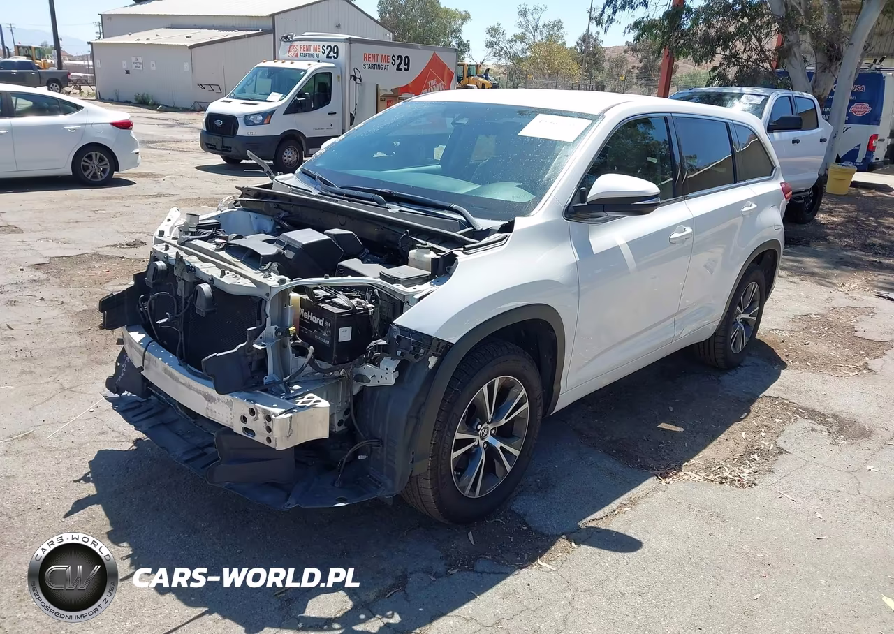 2017 Toyota Highlander Le VIN:5TDZARFH4HS027572 - 2