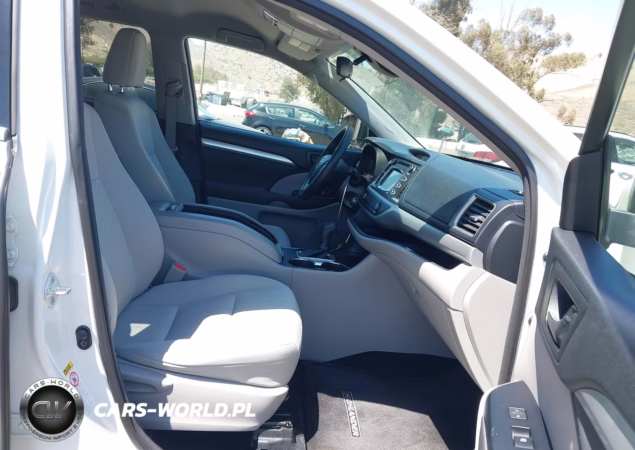 2017 Toyota Highlander Le VIN:5TDZARFH4HS027572 - 5