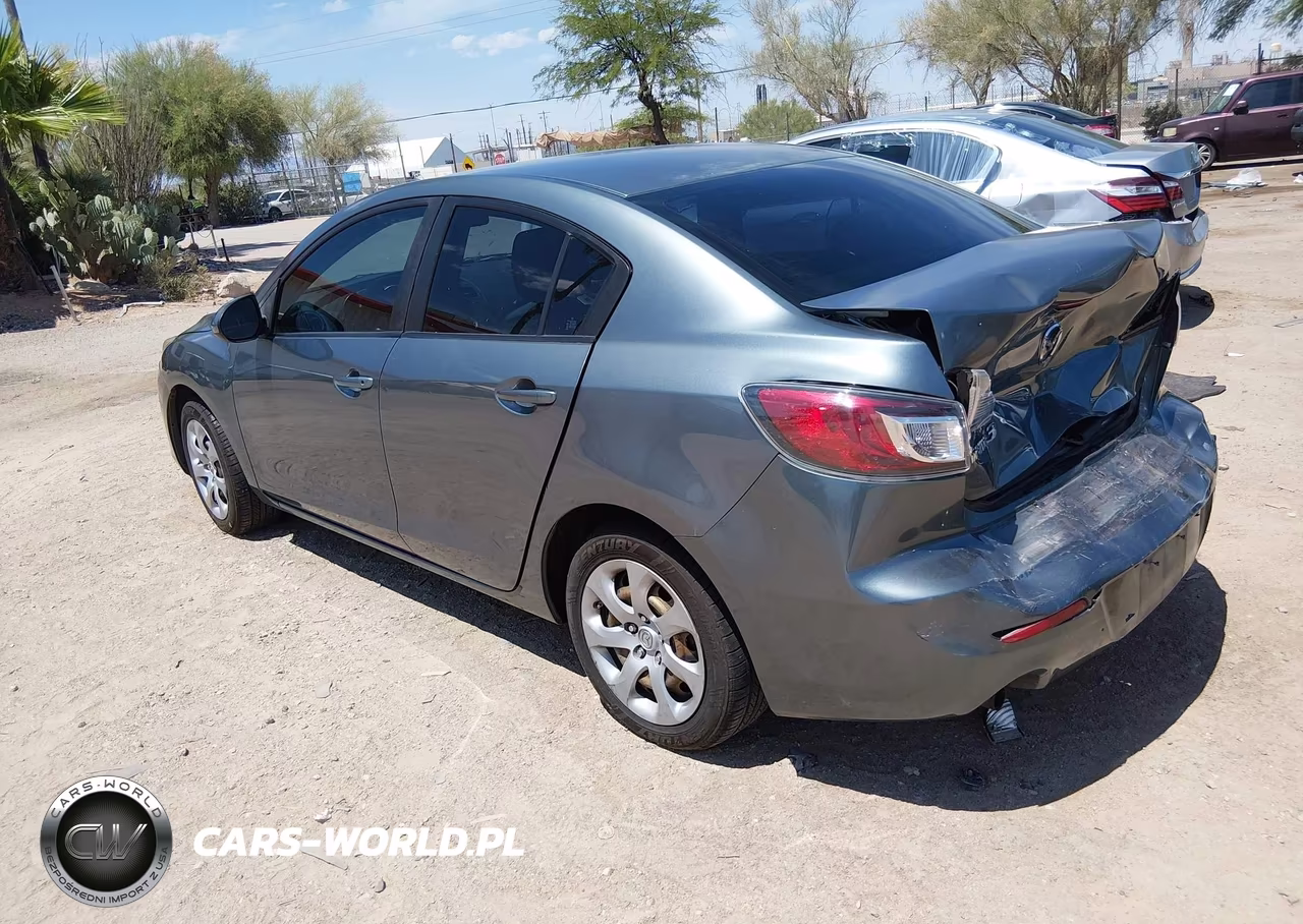 2012 Mazda Mazda3 I Sport VIN:JM1BL1UF5C1536123 - 3