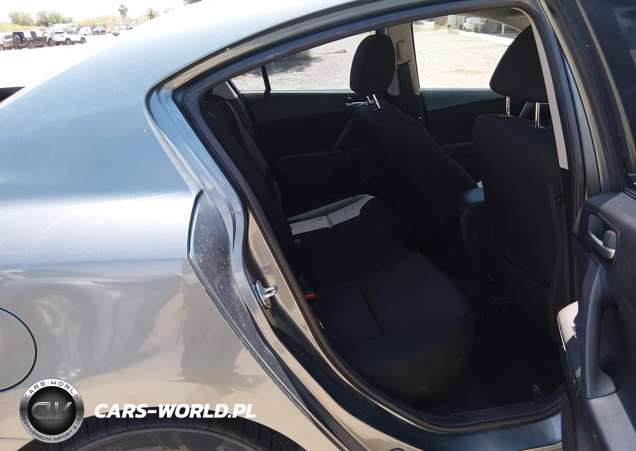 2012 Mazda Mazda3 I Sport VIN:JM1BL1UF5C1536123 - 8