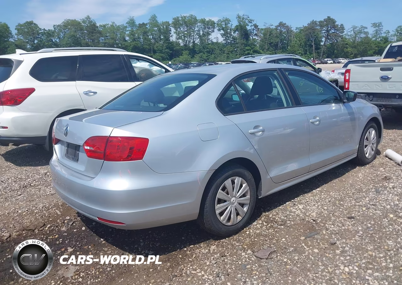 2014 Volkswagen Jetta 2.0L S VIN:3VW2K7AJ8EM218983 - 4