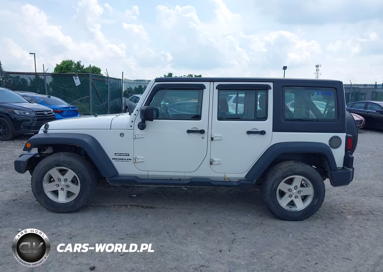 2015 Jeep Wrangler Unlimited Sport Rhd VIN:1C4BJWKG1FL672451 - 13