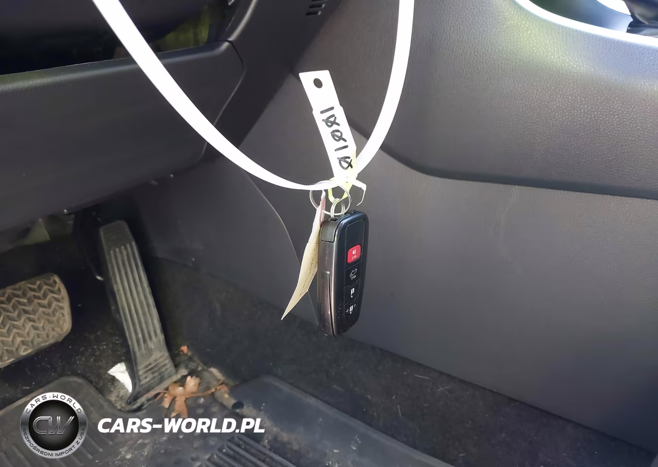 2025 Toyota Rav4 Hybrid Xle VIN:JTMRWRFV1SD339147 - 11