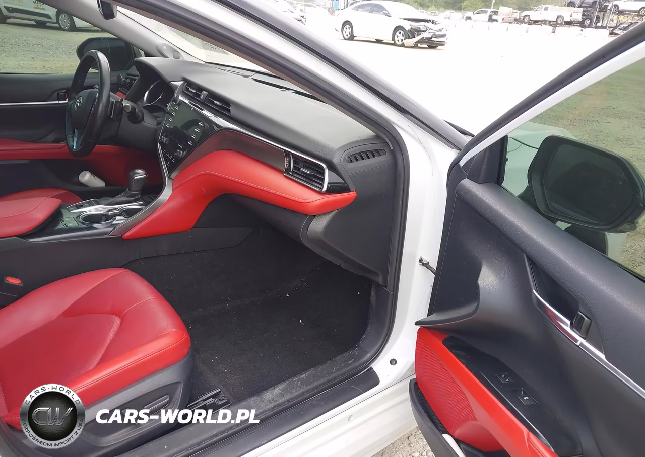2019 Toyota Camry Xse VIN:4T1B61HK1KU296575 - 5
