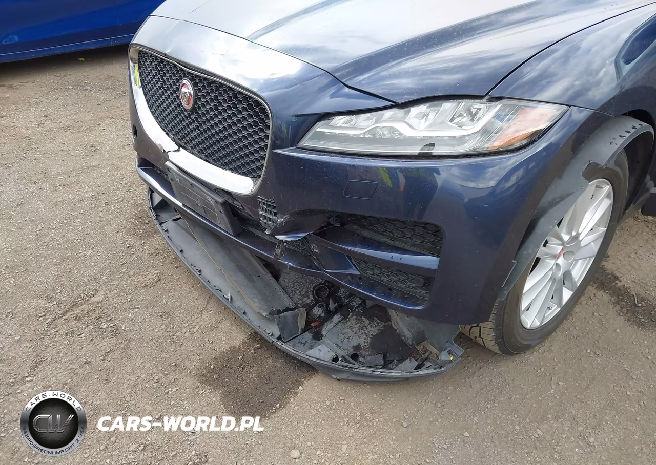 2017 Jaguar F-Pace 20D Prestige VIN:SADCK2BN8HA086258 - 12