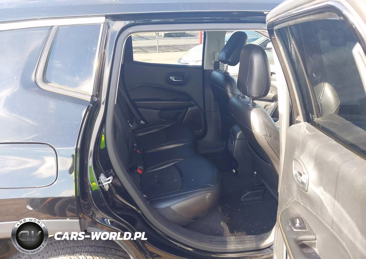 2020 Jeep Compass Limited 4X4 VIN:3C4NJDCB3LT100401 - 8