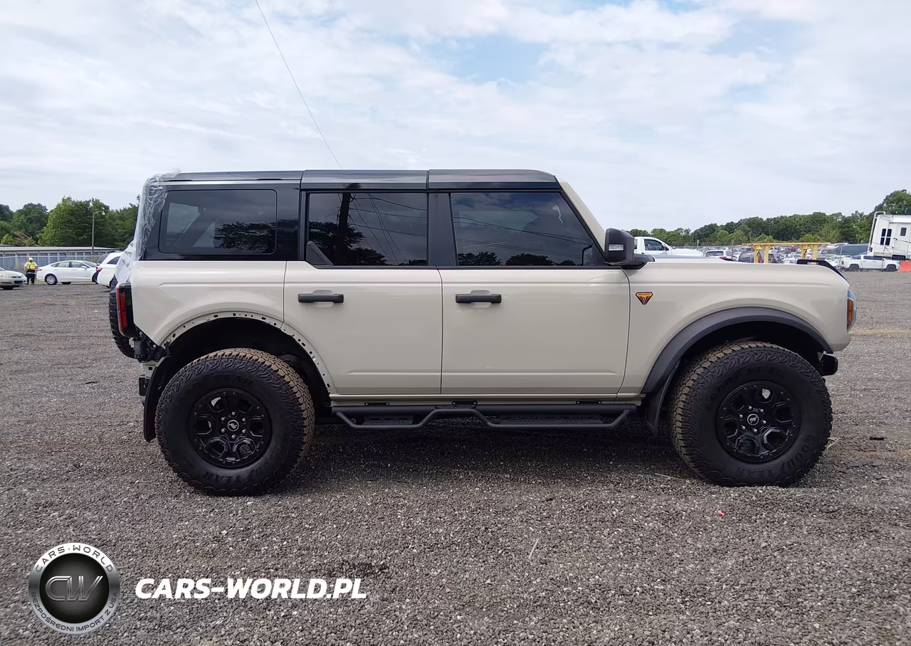 2025 Ford Bronco Badlands VIN:1FMEE9BP2SLB20577 - 14