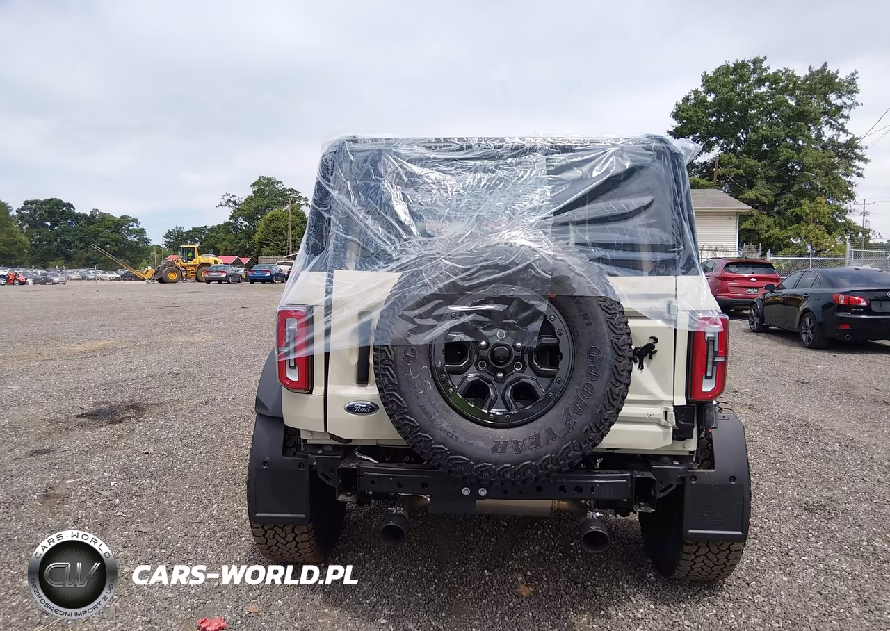 2025 Ford Bronco Badlands VIN:1FMEE9BP2SLB20577 - 17