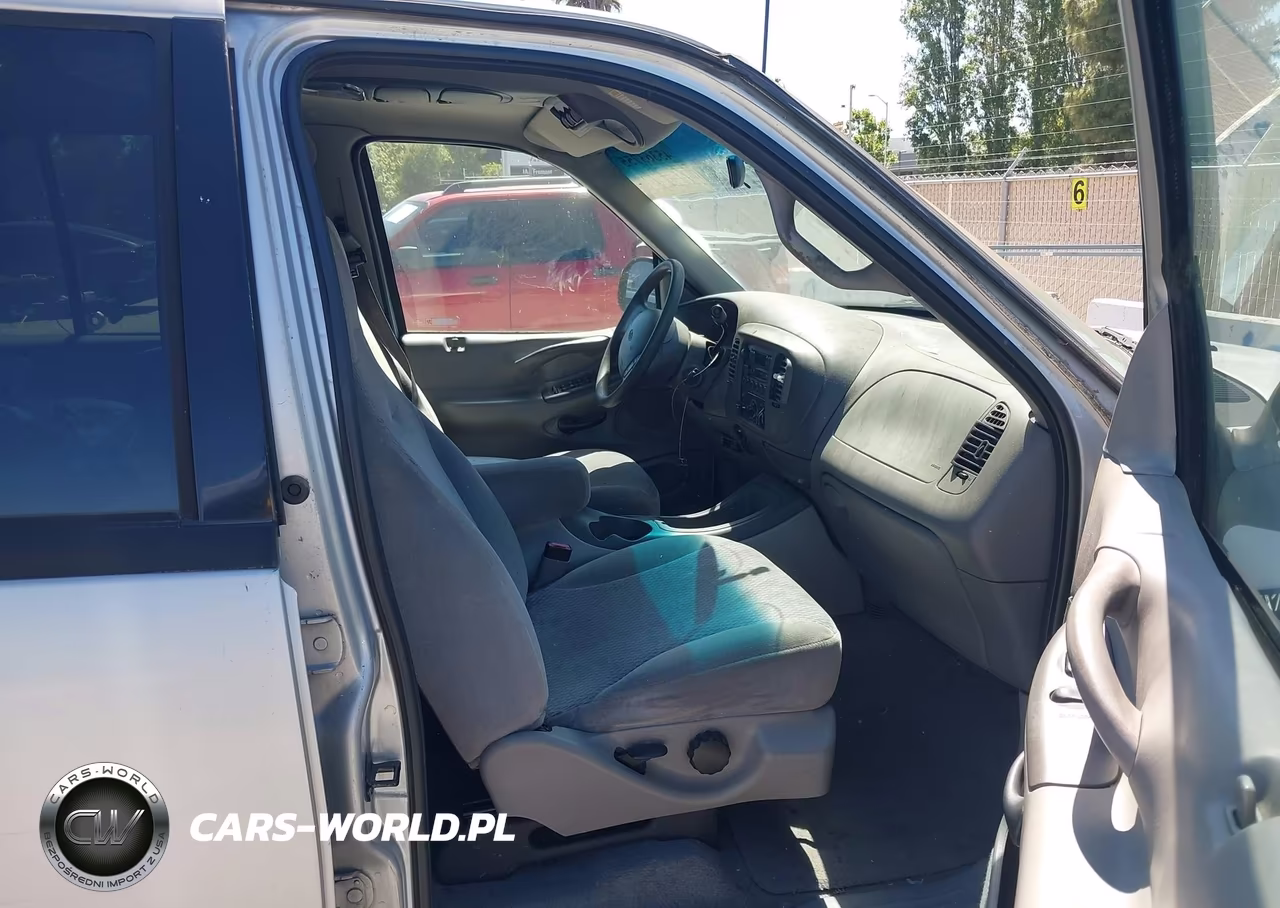 1998 Ford Expedition Eddie Bauer-Xlt VIN:1FMRU1762WLC08718 - 5