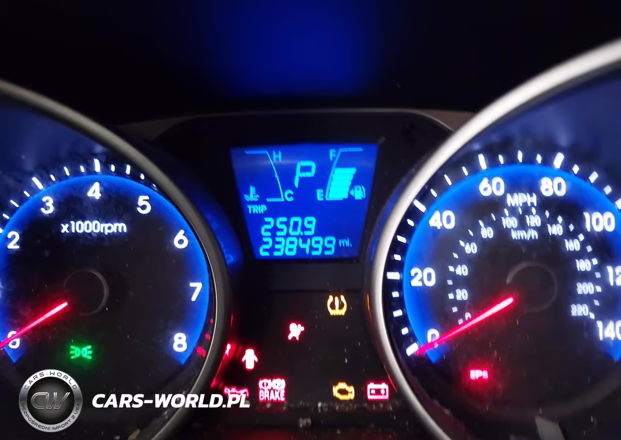 2011 Hyundai Tucson Limited VIN:KM8JU3AC3BU134883 - 15