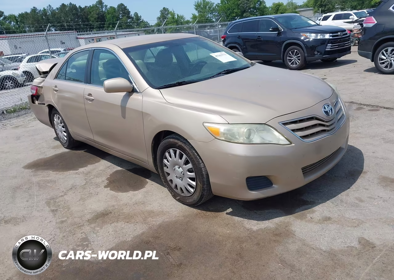 2011 Toyota Camry – zdjęcie 1 z 16